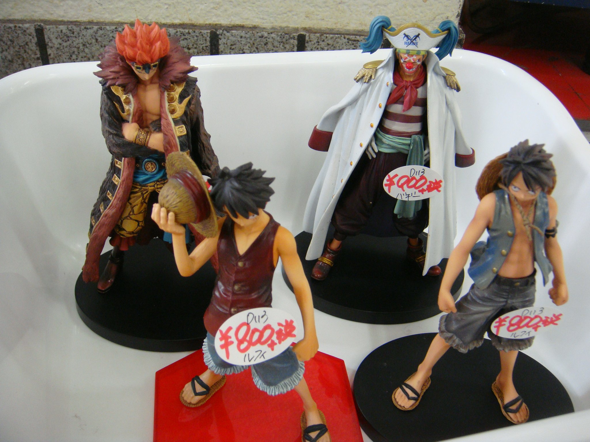 レンタルショーケース Cubestyle בטוויטר E219caseに入荷 ワンピース グランドラインメン ルフィ バギー キッド Dの称号 ルフィ 海軍dxフィギュア 赤犬 造形王頂上決戦spゾロ ワンピーススタイリング Film Z サンジ ハーフエイジ