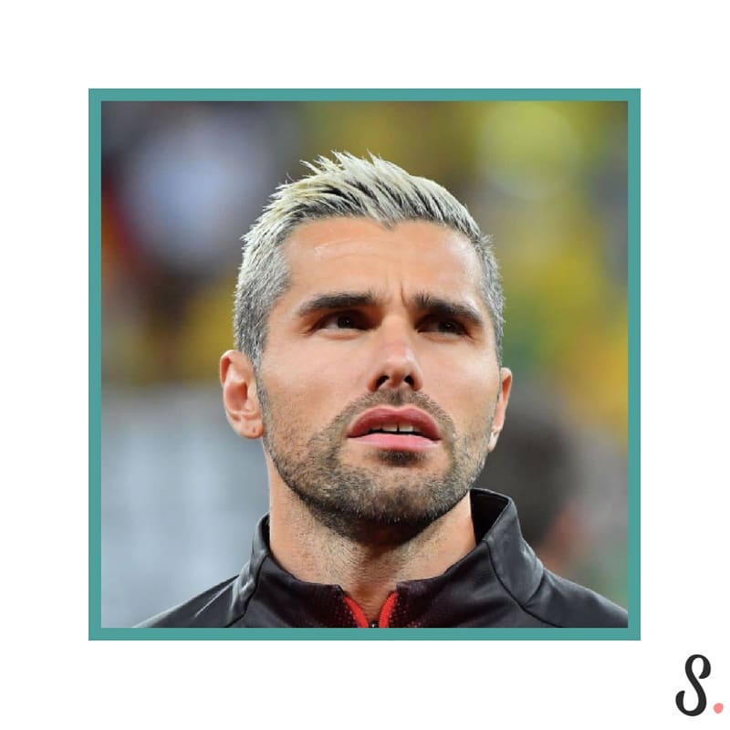 gettingslick's tweet photo. World cup fever has taken over and we couldn't resist getting involved! Here are Team Slick's favourite haircuts so far...
#WorldCup #FifaWorldCup2018 #haircut #hairstyle https://t.co/lBwiDrbwSP
