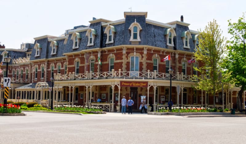 7 Small Ontario Towns With Big Appeal and Niagara-on-the-Lake receives a nod! What's your favourite thing about Old Town #NOTL? Read more: bit.ly/2GVPWWv  | #ExploreOn #NiagaraontheLake