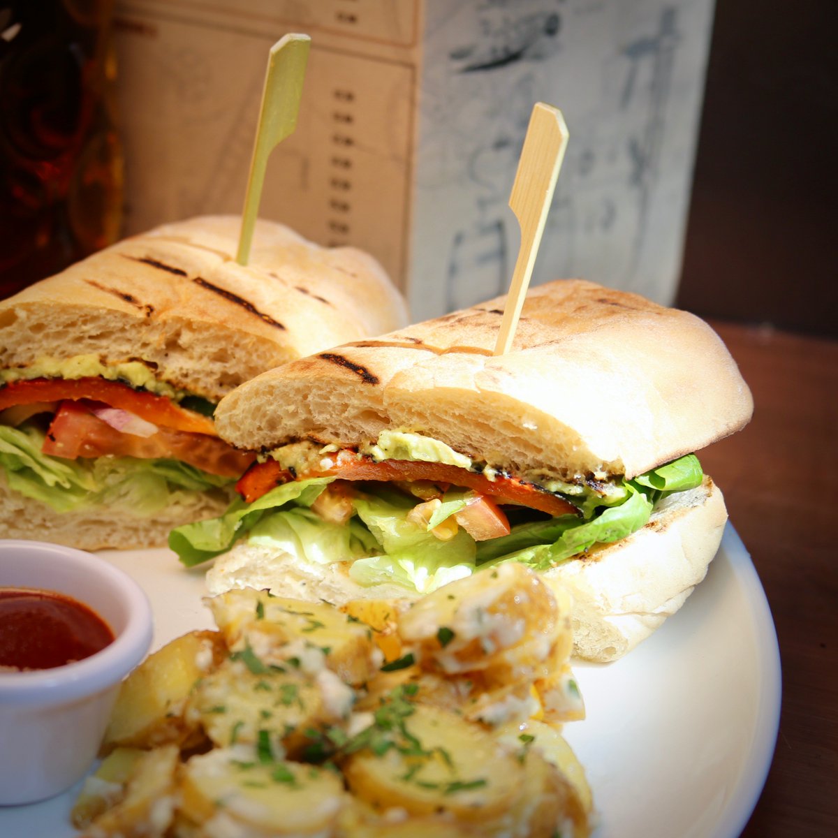 Einstein Bier Haus On Twitter Dutch Veggie Sandwich Hummus