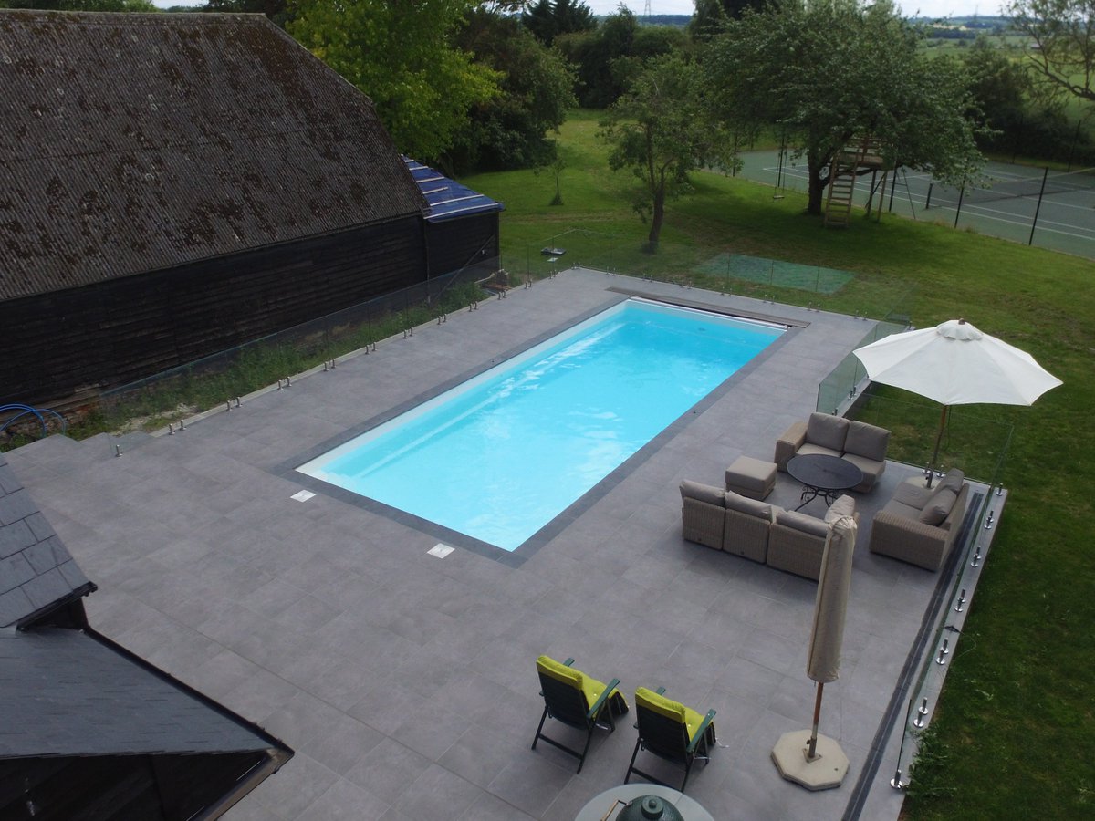 sunquestpoolsUK's tweet photo. https://t.co/EAjMQui337

#tradepools #madeinGB #onepiecepools #familypools #exercisepools #ingroundpools #b2b https://t.co/sn71zBX93L
