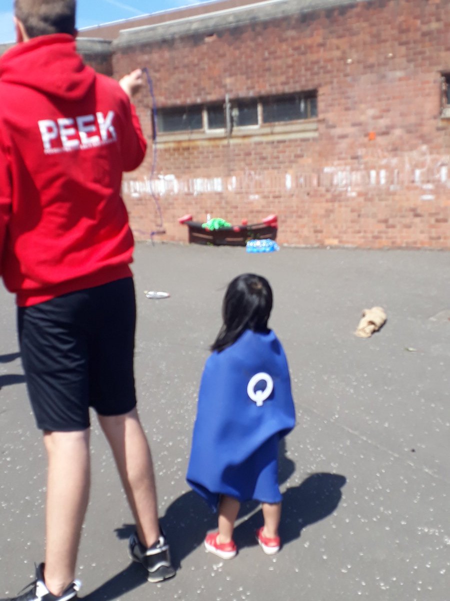 Summer superheroes @ st Stephens..cape making, tent making, training and skipping! #heroesofsummer #PEEKPlay #PEEKThrive #PEEKcreate