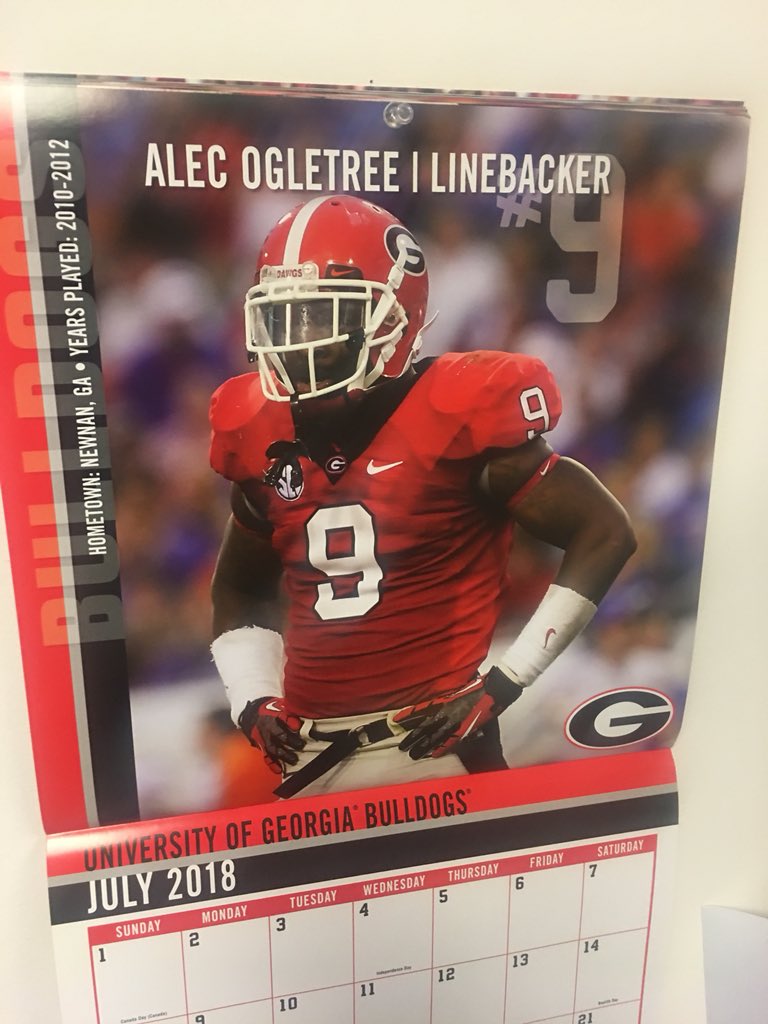 Almost forgot. Our Dawg of the month. #nflDawgs @MROGLETREE52 Dgd