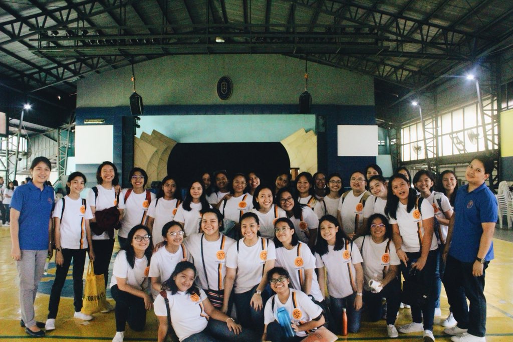 9TWONA's tweet photo. cal(cute)ta????? 🤩❤️ 

here’s to a fun-filled, memorable, bangag (😢) and sucessful school year ahead!! love you all 🤟🏼 https://t.co/V8bCeHa2KF