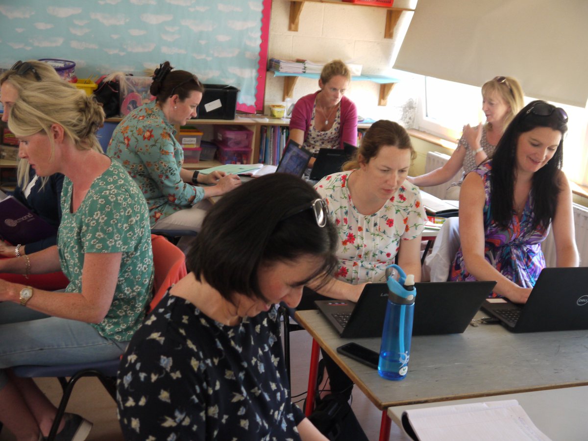 gallmacmorna's tweet photo. @gallmacmorna @PDST_TechinEd  @Leargas  @Leargas_etwinn  @stemalliance_eu 
MassiveFace2FaceCourse in Duagh EmbeddingDigiTech in Primary Classroom https://t.co/GpeqN38UaN