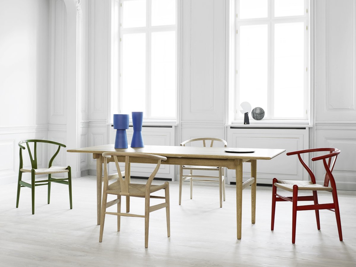 The Carl Hansen CH327 dining table by Hans J. Wegner is a classic Scandinavian design, crafted in oiled Oak. 
NOW £2717 WAS £3717
moletamunro.com/ch327-dining-t…