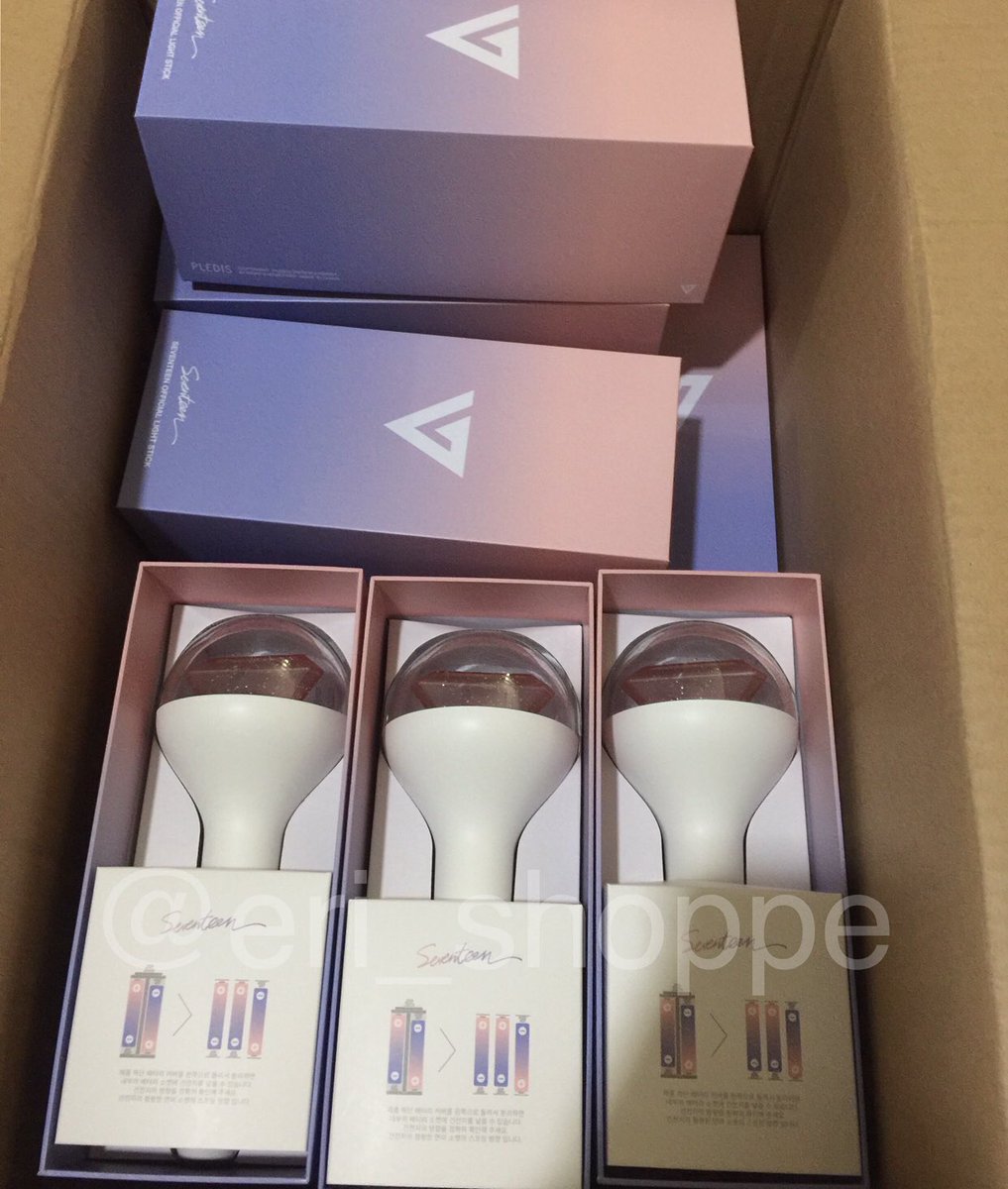 ERI_SHOPPE's tweet photo. [PH GO 🇵🇭] OFFICIAL SEVENTEEN LIGHTSTICK

Hello, Carats! ❤️ This is the lowest possible price we can offer after taking into consideration all the additional fees. 

PRICE: 1830 + local sf (ALL-IN!)
DOO: July 18
DOP: July 20
form: https://t.co/hBWXx14F47

For Qs, DM @a171909. https://t.co/8F3XjAOiLP
