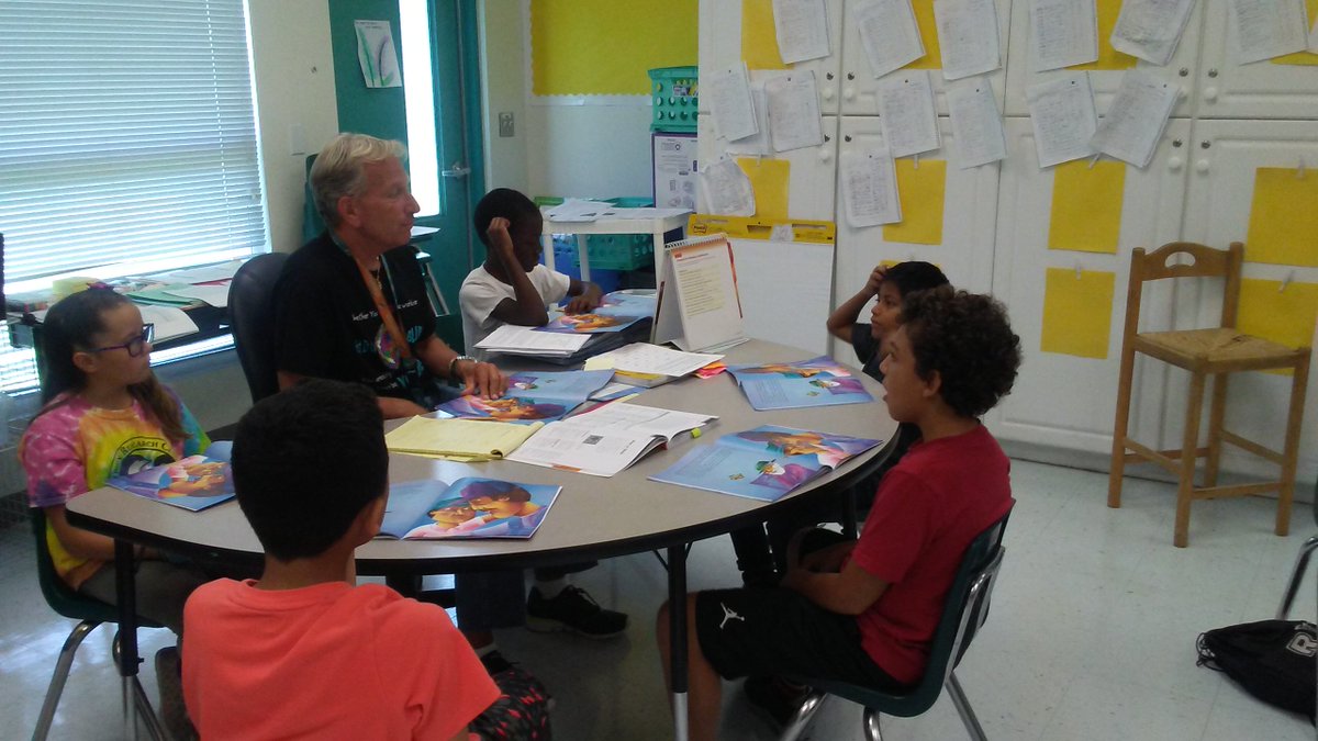 Students are engaged during GR and IRA in SRA at Wynnebrook #pbcSRA