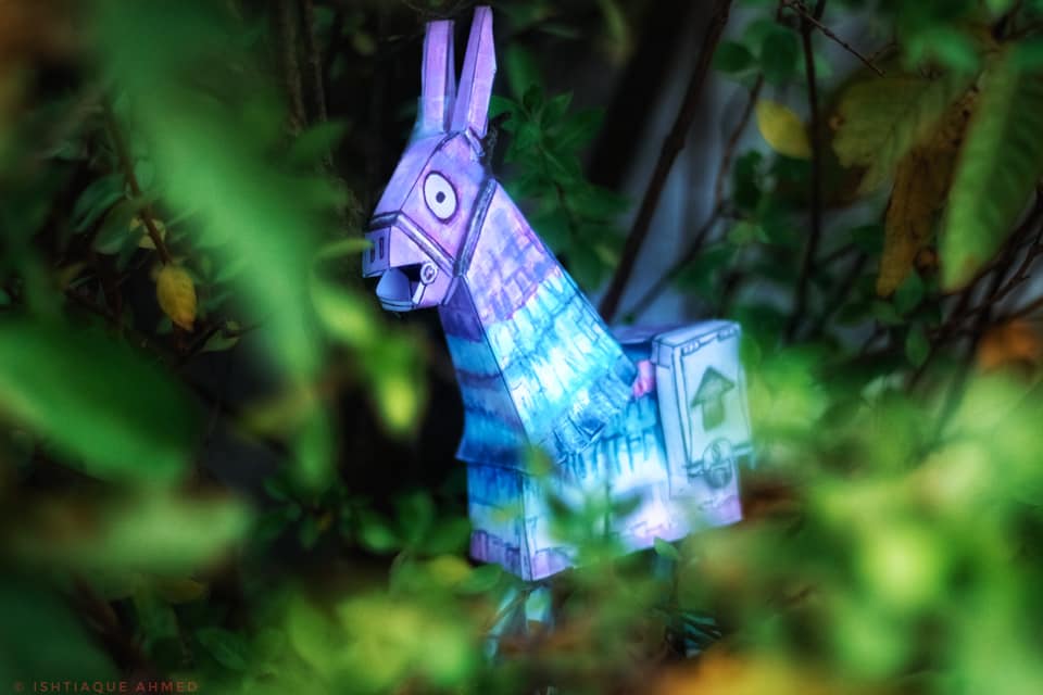 prappo_p's tweet photo. @FortniteGame Look, where the llama spawned. Paper made llama made by my friend. 
#fortnite #FortnitePlayground #fortniteLlama #llama https://t.co/7RfhmlYe7C