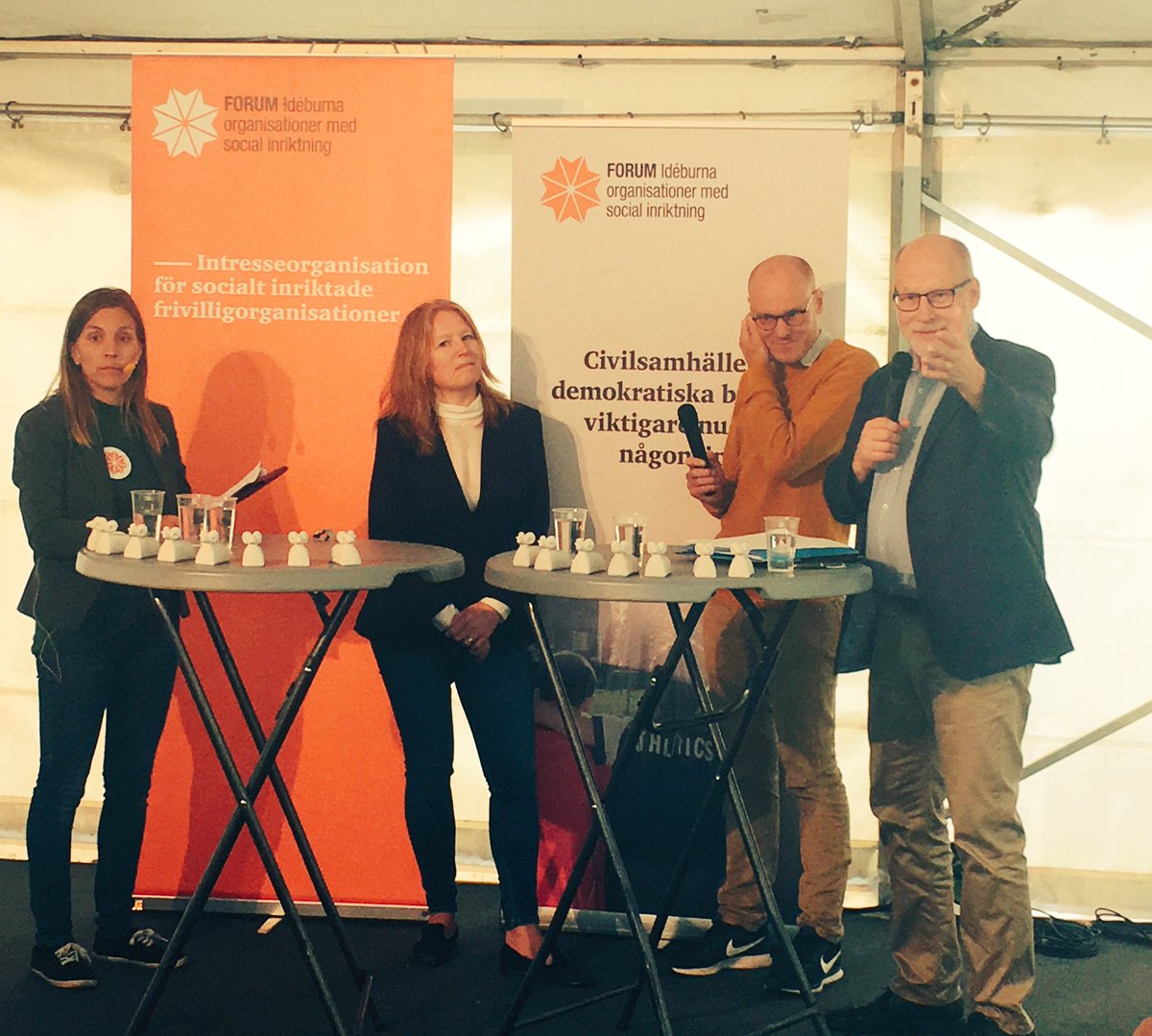 - Helt absurt att <a href="/Equmenia/">Equmenia</a> i Gbg fick bidrag indragna. De ska ju vara det de är! Det är ju det som är civilsamhället. <a href="/SAttefall/">Stefan Attefall</a> #ideellt