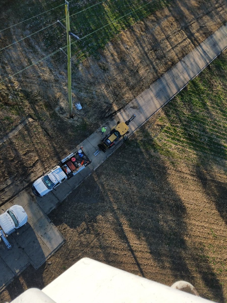 Our image of the day: Trucks and heavy machinery driving on our temporary roadway constructed of Mabey’s DURA-BASE® composite mats on a utility project in Maryland’s Eastern Shore area.