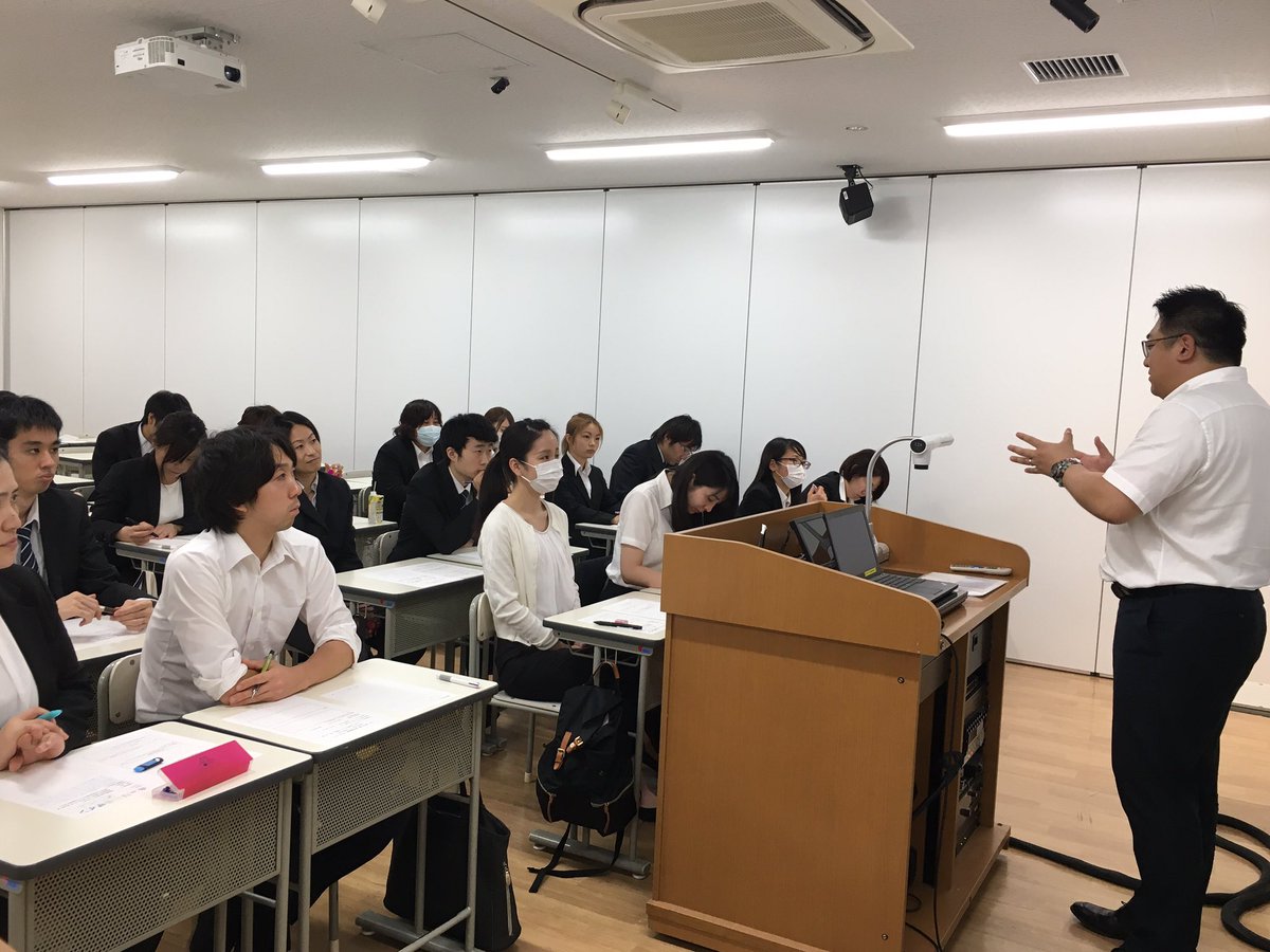 新東京歯科技工士学校 Ii部2 3年生合同のキャリアデザインでは 株式会社ワールドラボ専務取締役の星野様より 求められる人材とは というテーマでお話しいただきました 歯科技工士にも 交渉力 が必要というお話しは ご自身の体験談も交えたとても熱い 新東京歯科技工士学校 Ii部2 3年生合同のキャリアデザインでは 株式会社ワールドラボ専務取締役の星野様より 求められる人材とは というテーマでお話しいただきました 歯科技工士にも 交渉力 が必要というお話しは ご自身の体験談も交えたとても熱い