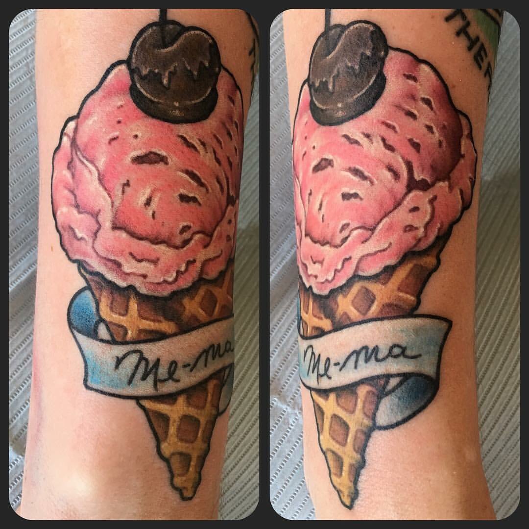 BlueMissi's tweet image. If you had to live off of the food tattoos on your body, what would you be having for lunch today? #foodtattoos #whatsforlunch #icecreamforlunch