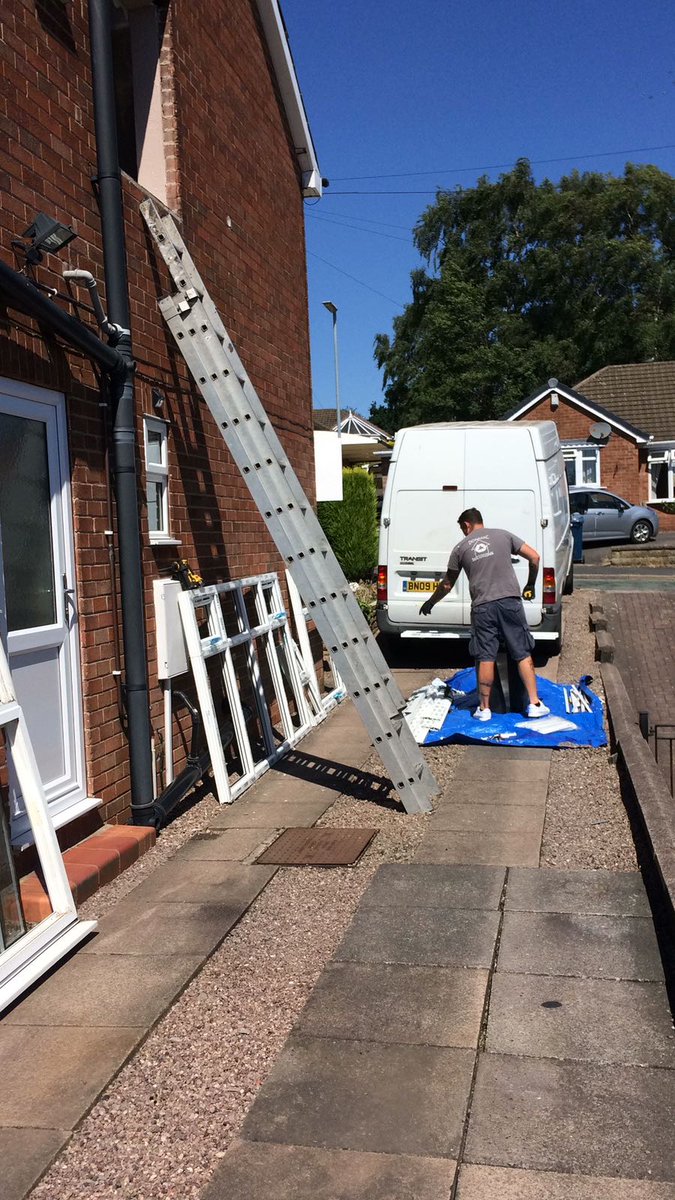 DonmacSolutions's tweet image. Our window team fitting windows off Grindley Lane, Stoke-on-Trent. As you can see they have a nice and clean work area.