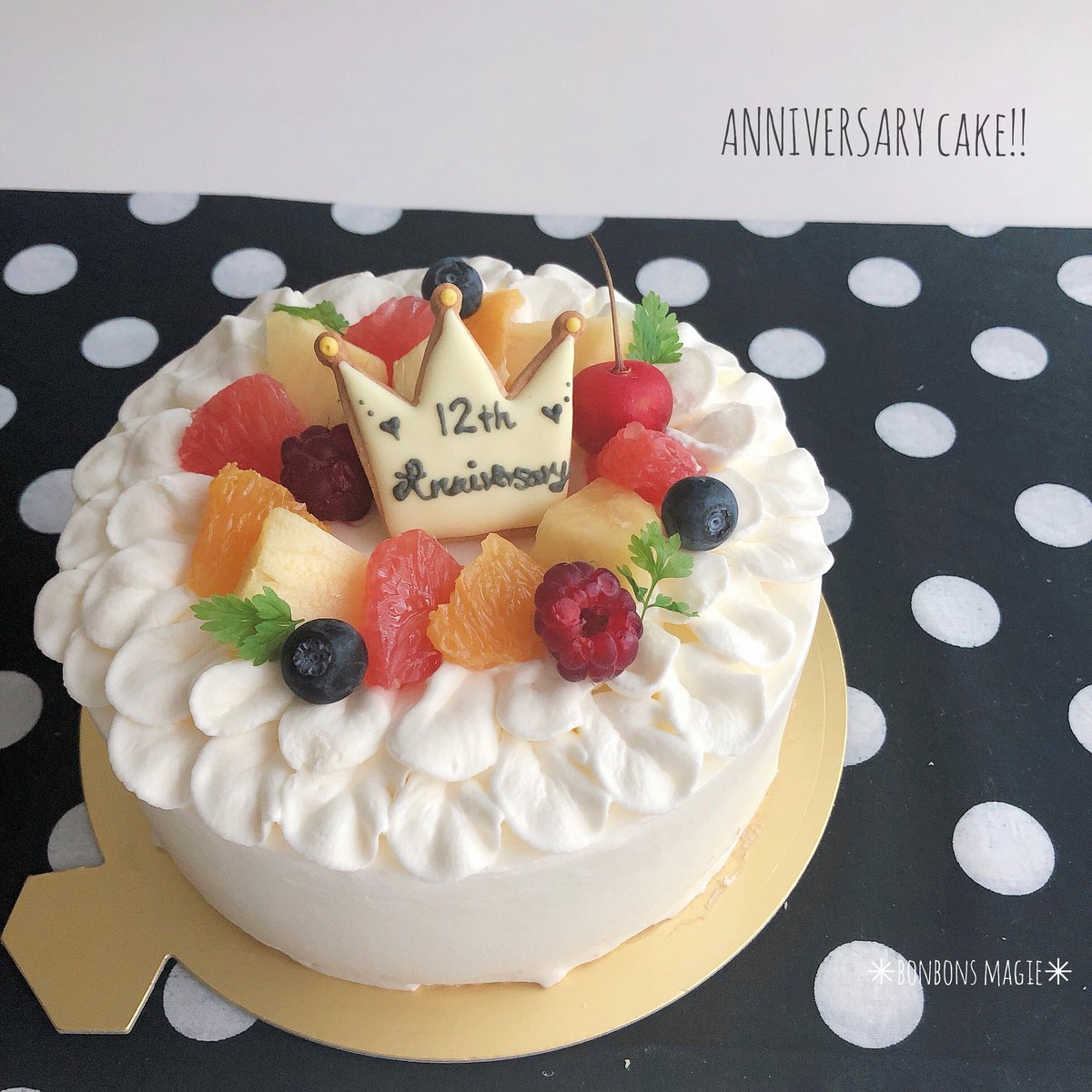 Twitter 上的 ボンマジ Hitomi ケーキ 自分たちの結婚記念日 と たのまれもののスプラトゥーン 大きいサイズでハーフ Amp ハーフ 四角のナッペが久々で だいぶ手こずった 手作りケーキ デコレーションケーキ 誕生日ケーキ スプラトゥーン キャラケーキ