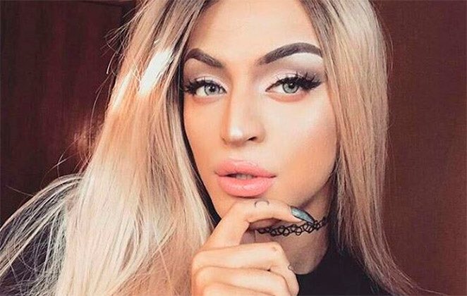 pabllovbrasil's tweet image. EXCLUSIVO: Em entrevista, Pabllo Vittar revelou que o primeiro single do #PV2 se chama “O Problema É Seu”. Em breve será lançado!🚨