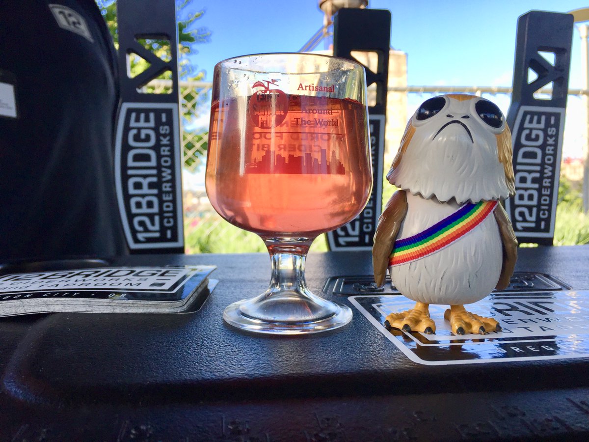 MiCorazonMiAmor's tweet photo. Porg enjoys himself at the @CiderSummit PDX. What a beautiful weekend! #AdvetnuresofPorg #PorgAlert #Porgs #PorgNation #CiderPorg #OregonCider #CRFTCider #PNWCider #Porgstagram #Porgsinpublicplaces https://t.co/f3y9eG3BSq