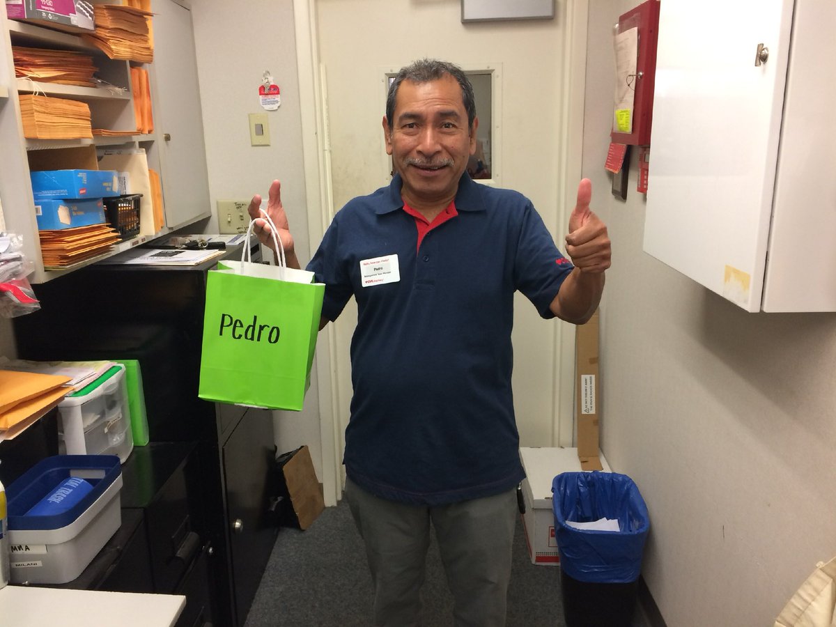 Awesome job to Pedro at CVS store 7031 who revived an engagement goodie bag! #D3BrandHealthy