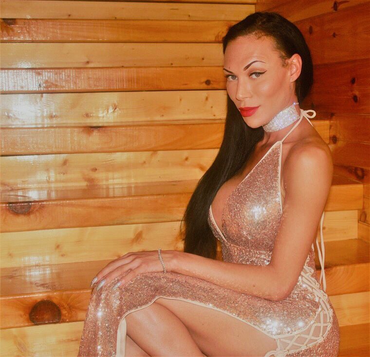 http://www.OnlyFans.com/TheMiaIsabella.