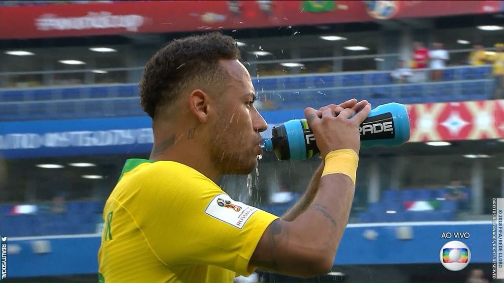 drogasrd's tweet photo. Neymar da Hidratação está passando pra lembrar você de sempre tomar água.

#NaTorcidaPeloSeuFígado https://t.co/alMLDAl3Vh