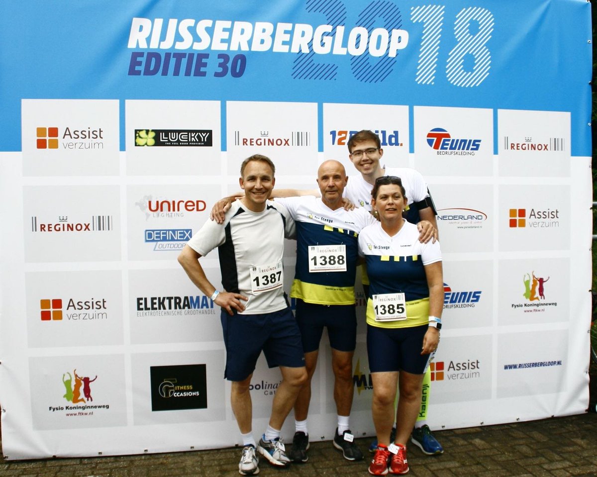TerSteegeGroep's tweet photo. Van 3 meter hardlopen naar 5 kilometer... Het is Ronald gelukt! Lees hier zijn blog over de #Rijsserbergloop 2018! https://t.co/nS1WF0GtIu https://t.co/aKkj2r5qAo