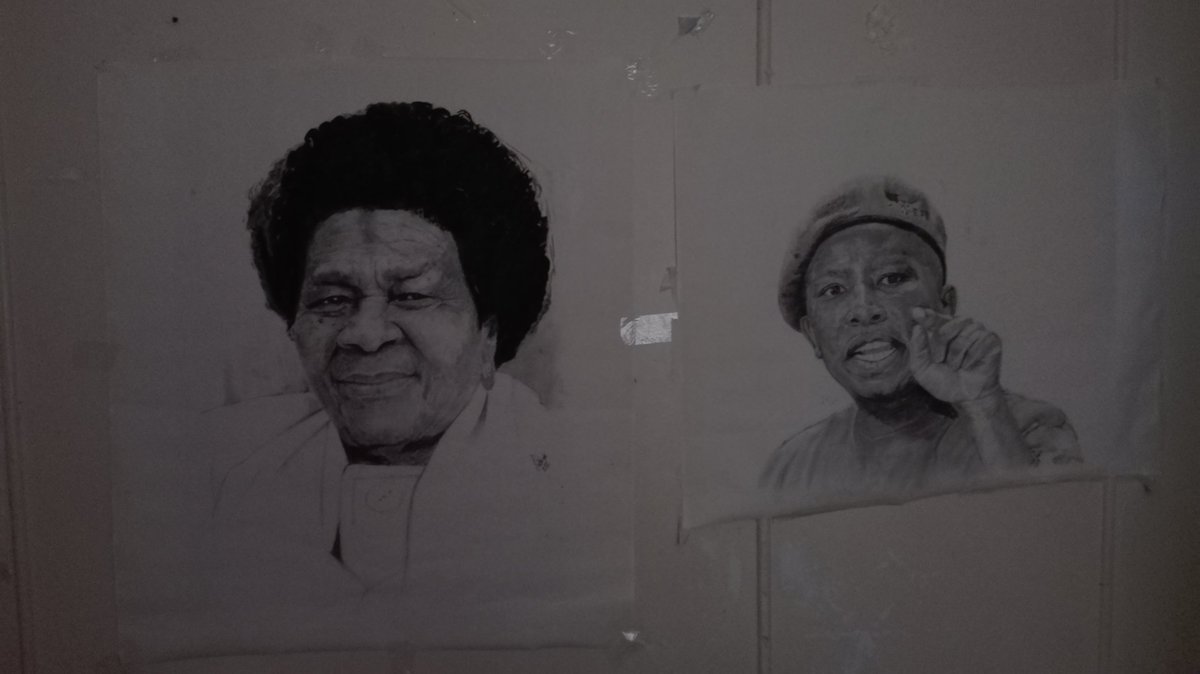 lelo_artist's tweet photo. Hi everyone. These are my charcoal drawings.#albertinaSisulu100years #juliusselloMalema 

Please Kindly retweet my work!!!The more people See my work... the Better! https://t.co/teL7OdcHQ2