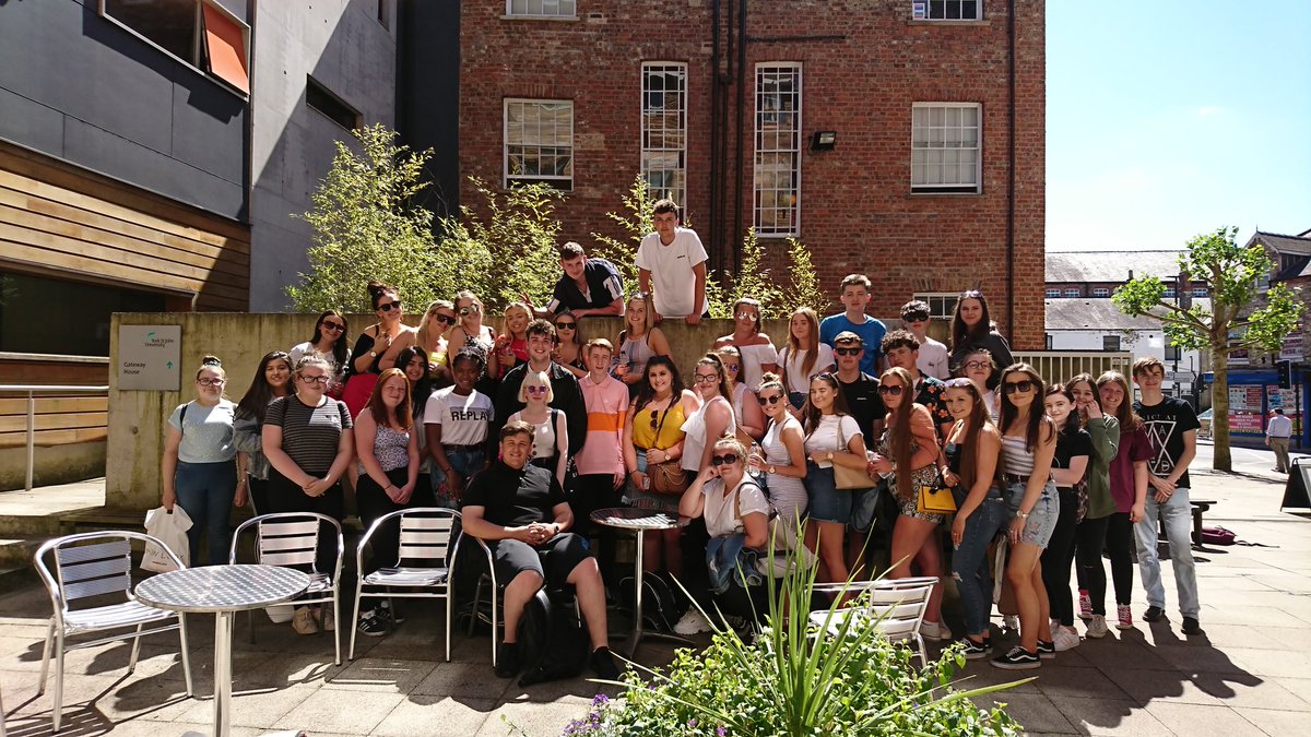 KTPerry123's tweet photo. Lush day at @YorkStJohn Open Day today - thank you for having us! #walbottlesixthform #year12ontour https://t.co/71bE58FIbs
