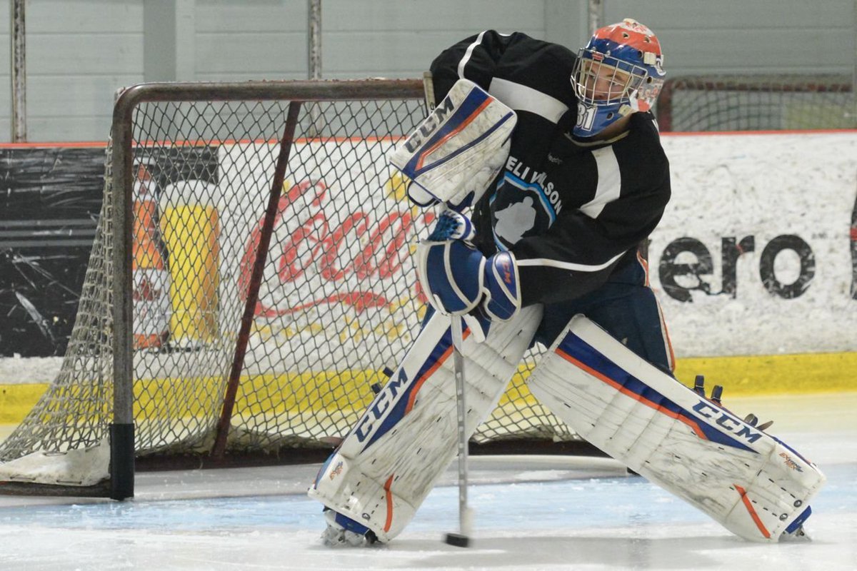 EliWilsonG's tweet photo. From minor hockey to NHL pros and yes, even beer leaguers, Eli Wilson Goaltending will help you take your game to the next level. Join us this spring and summer for advanced training https://t.co/HsUbgHncws https://t.co/F0SydSObDU