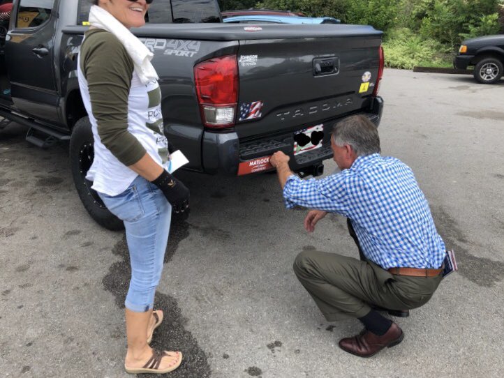 JimmyMatlockTN's tweet photo. Cardin’s Drive In has been good to us here at lunchtime! Usually I’m working on a tire but today, this bumper needed a little help from me #MatlockForCongress https://t.co/JRDLzPmDMG