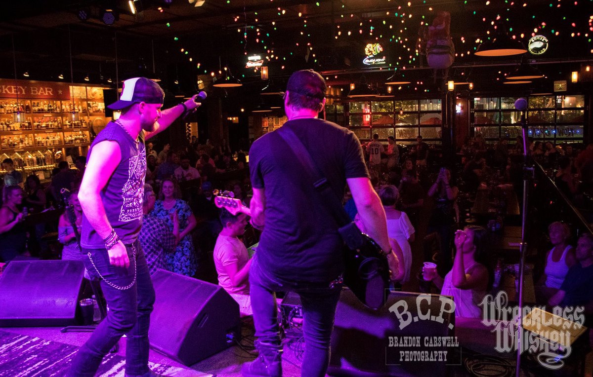 getwreckless16's tweet photo. Friday Night at @BubCityRosemont was a blast!! Thank you guys for having us, and we hope to see ya again soon! #GetWreckless
More photos available here: https://t.co/qhwJCckTdu https://t.co/idJJ0dKLUf