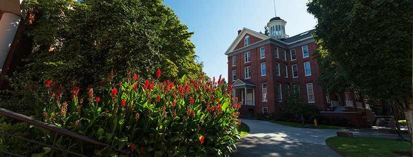 willamette_u's tweet image. Do you know someone who would make a great Bearcat? Tell them to come visit us during Oregon Private College Week later this month. Info: ow.ly/MIDj30kJnym #WillametteU @WUAdmit @WillametteAlum @CTCLColleges @Oregon_Alliance #ThinkIndependent2018 #WillametteUniversity