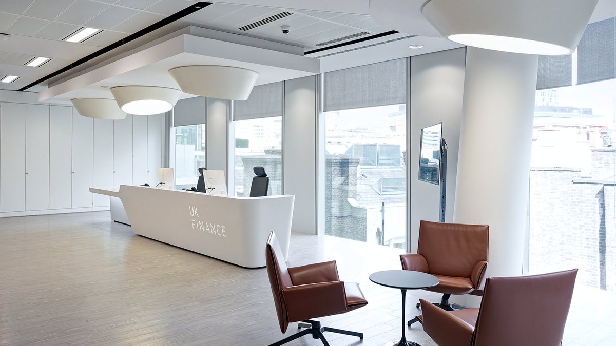 WeAreDenton's tweet photo. A smart and simple reception area at UK Finance's new offices in Angel Court. Design &amp; Build collaboration with @CushWake. #detailandbuild #officedesign #smart #office https://t.co/g8Fxe8PZAa