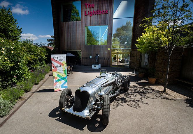 Last stop on our Icon at the Icons tour celebrating our <a href="/artfund/">Art Fund</a> #MuseumoftheYear 2018 Finalist shortlisting was 2008 Museum of the Year winner <a href="/TheLightbox/">The Lightbox</a>. 

Find out more about the tour: bit.ly/BMiconstour  #InspiredbyBrooklands 
Photos by <a href="/stefanspics/">Stefan Lange Photography</a>