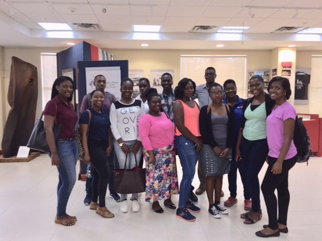 uwimuseum's tweet photo. #MuseumMonday #FirstThroughTheDoor : Students from the #Accounting prog @MSBMJA @uwimona_fss @UWImona @UWIMonaGuild checking out their uni history #TheUniversityoftheWestIndies #UWI #UWIat70 #ComeAgain https://t.co/bENHKMiuOl