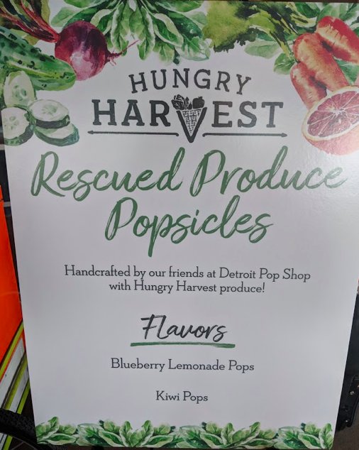 DetroitPopShop's tweet photo. Detroit Pop Shop used recovered pineapple, kiwi, and blueberries - which would have gone to waste - to make great pops for the launch of @HungryHarvest in Detroit! #detroitfoodacademy #dfa #youthleadership #youthinthekitchen #youthinbusiness #detroit #313 #food #popshop https://t.co/9Zry0o1eCt