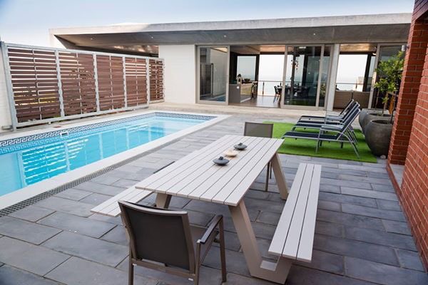Mossel Bay has the 2nd most moderate climate in the world, next to a small town in Hawaii. We boast with about 320 sunny days each year. This makes us one of the best choices for a holiday in the sun. 
Book NOW - Perfect for family or group holidays