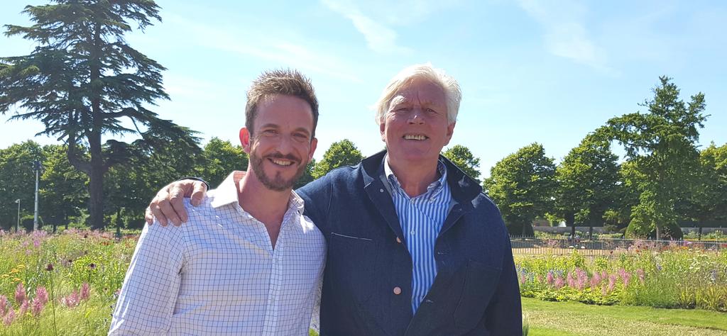 Over 20 years ago I wrote my degree dissertation on the work of legendary plantsman and designer #pietoudolf. Today I had the incredible honour of meeting and interviewing my hero for @GWandShows. Catch us on Friday night's show talking plants, design and seasonality. #LEGEND