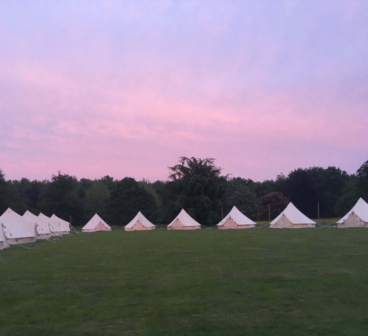 bumblebelltents's tweet photo. This is a beautiful shot of some tents at a private festival we did the other week 🌞🌞 https://t.co/TVivp3nw0O
