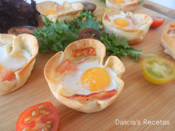 Tartaletas de queso, bacon y huevo, un aperitivo fácil, rápido y muy vistoso. #recetas
Mira como hacerlo aquí--> mtr.cool/ptfoqol