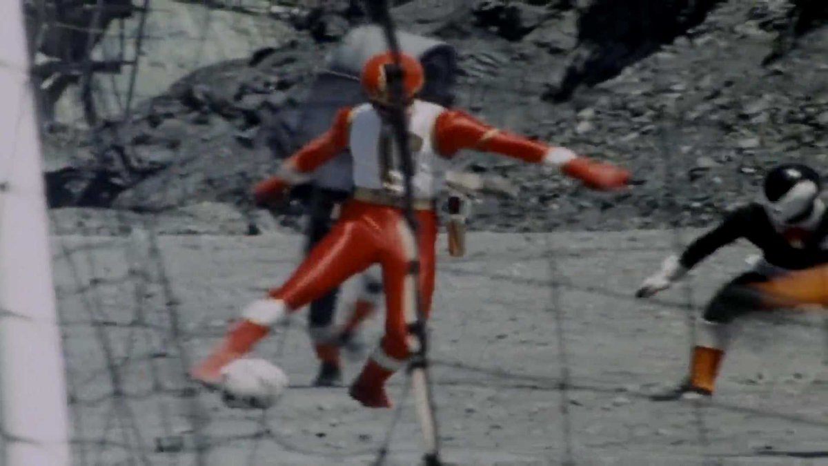 特撮カフェバーぷらんたん على تويتر ブラジル対メキシコ いやー特撮でしたねーブラジル勝ちましたねー ３時からはとうとう待ちに待った超特撮的日本対ベルギー戦が始まりますよ みんなで盛り上がりましょう 遊びにきてね