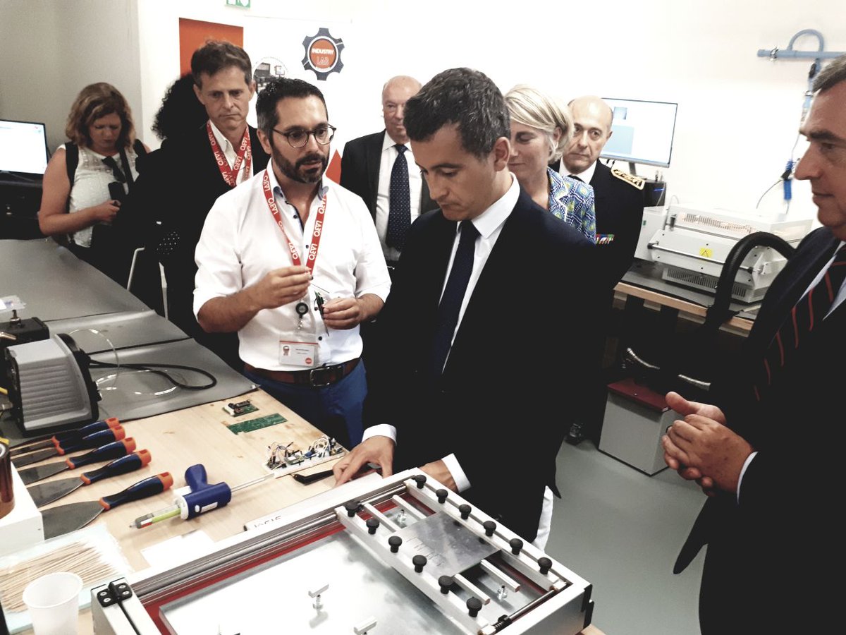 GDarmanin's tweet image. Bravo à la ville d'Orléans qui a mis en place @Le_Lab_O, ce remarquable lieu d'innovation, et aux entrepreneurs pour leur dynamisme et leur créativité ! @olivier_carre @Prefet45_Centre