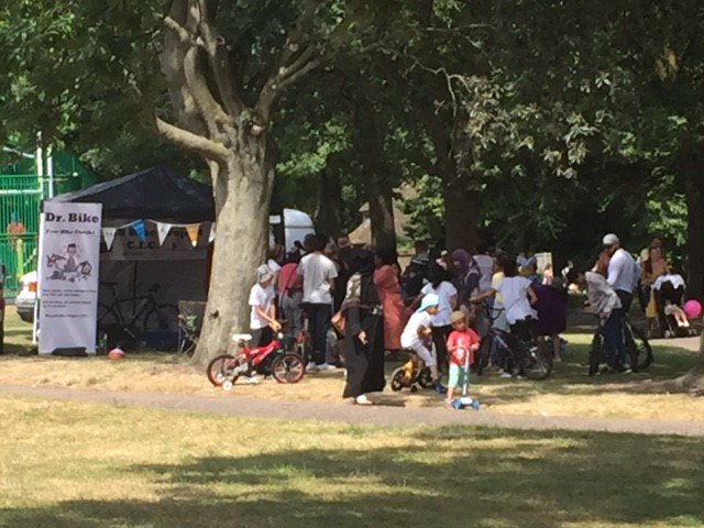@WalsallArboretum Big Bike Revival #cyclingUK  was a great success. See the queue #Walsall LOVES a #DrBike