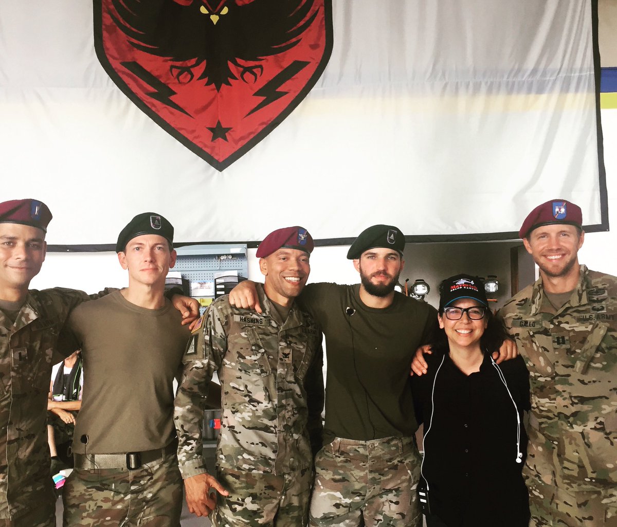 JMRamos1701D's tweet photo. #ValorMonday #Valor @dogmagayle @NicoleJonFerrer @Concerned3rd5 @abaker20 @ValorBrazil @partypaulg1992 @CindyKe05577724  @funybone2000 @4Chedds  #SaveValor

#ShadowRaidersNeverDie! https://t.co/UIlOi0kJBP