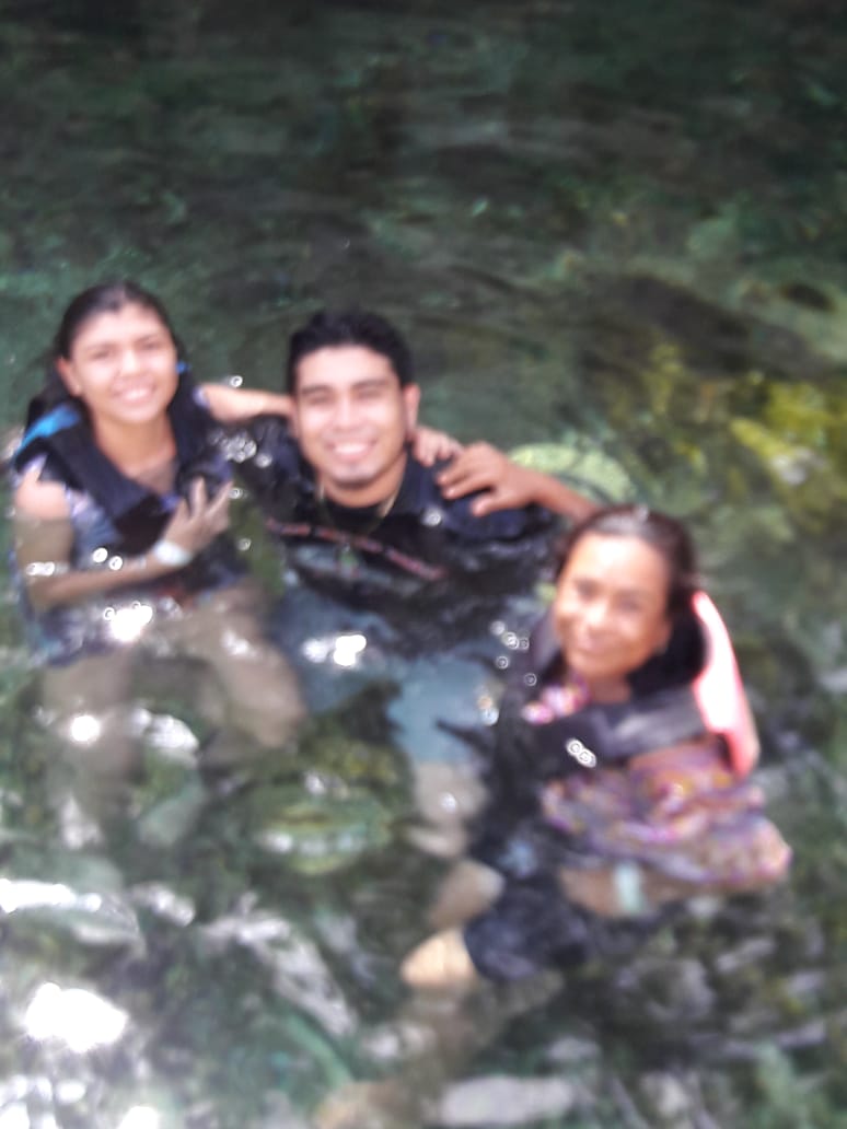 Dylan_Warrior38's tweet photo. #DayOff #CasaTortuga #Cenote #Familia #RelaxDay https://t.co/8lSV7DOKy6