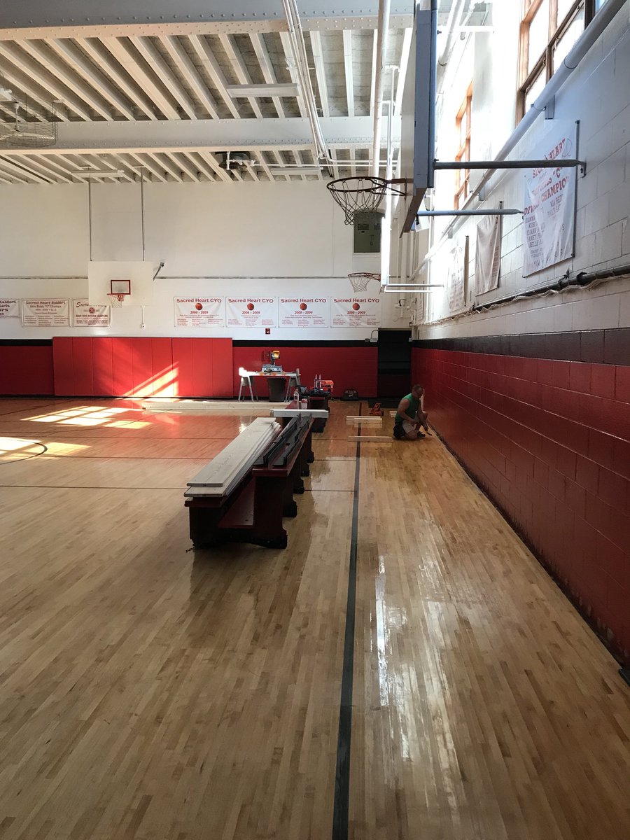 MrC_SacredHeart's tweet photo. New bleachers installed today at SHS! Improvements continue for 2018!! #shstroy https://t.co/kmbW9FSPIS