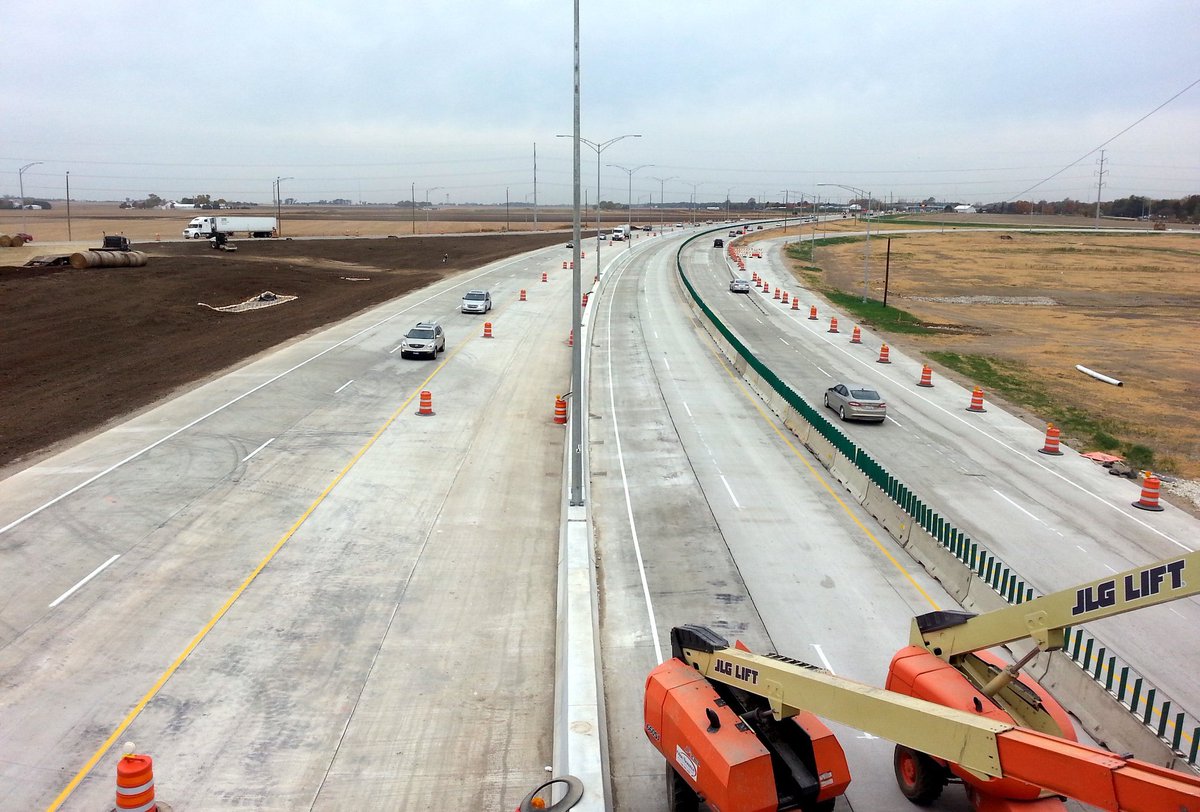 IDOT on Twitter "IDOT is reopening lanes in work zones where possible