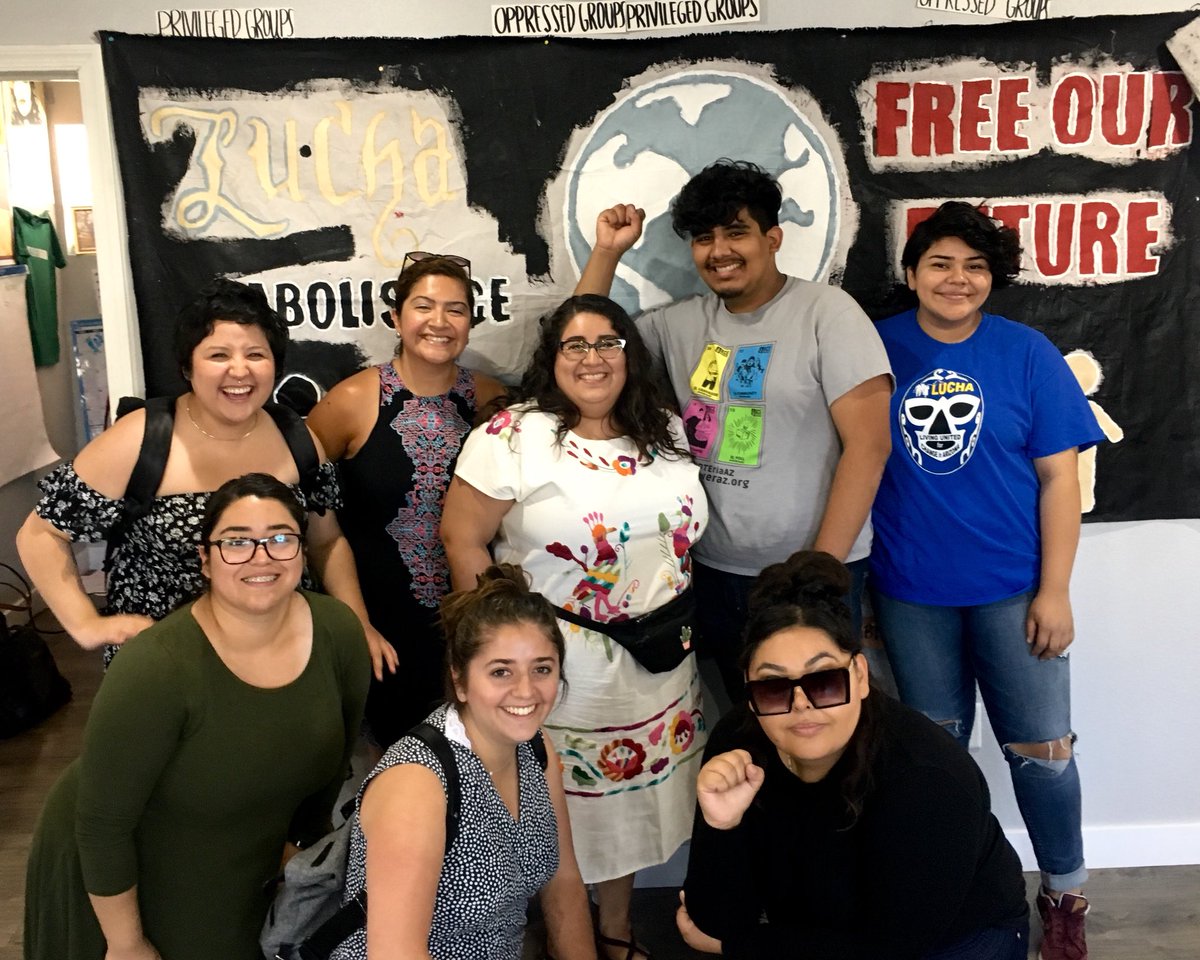 colorlatina's tweet photo. Kassandra and Maria Ignacia are hanging out with folks from @LUCHA_AZ & @EmpowerAZ. Weโre in Phoenix exchanging organizing skills and tactics with @OneArizona and its members. Itโs hot, and weโre hot! #KeepFighting #OrganizingIsLife #KeepFamiliesTogether #Basta #BrownPeoplePower https://t.co/deXB7oZQTG