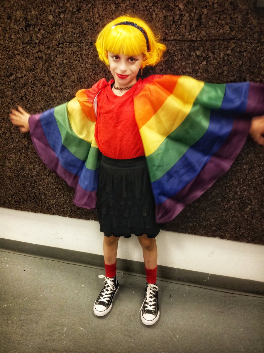 desmond_amazing's tweet photo. ⭐🌈 Rainbow Drag Baby 🌈⭐
.
#altdrag #androgynous #avantdrag #babydrag #brooklyndrag #clubkid #clubkids #drag #draganista #dragbaby #dragkid #dragkids #dragpunk #dragqueen #dragslayer #dragutante #genderbender #genderqueer #lgbt #lgbtq #lgbtyouth #nycdrag #desmondisamazing https://t.co/elrZCErRGu