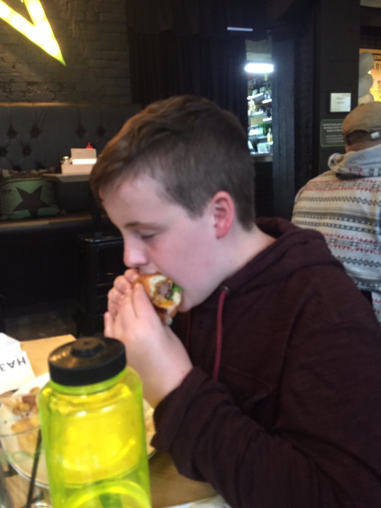 ToUkraine's tweet photo. Annnnnd... it's hamburger time. #creeksidetoukraine2018 https://t.co/28mSy1Czkk