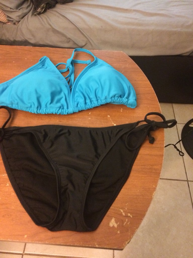 jenny_battle14's tweet image. haven’t worn a bikini in eight years. Don’t worry, I’m not wearing it in the photos.Lol last year, my confidence and self-esteem were destroyed, figured   I start with this. #BuildingConfidence #BuildingSelf-Esteem #Don’tCareWhatOtherPeopleThink